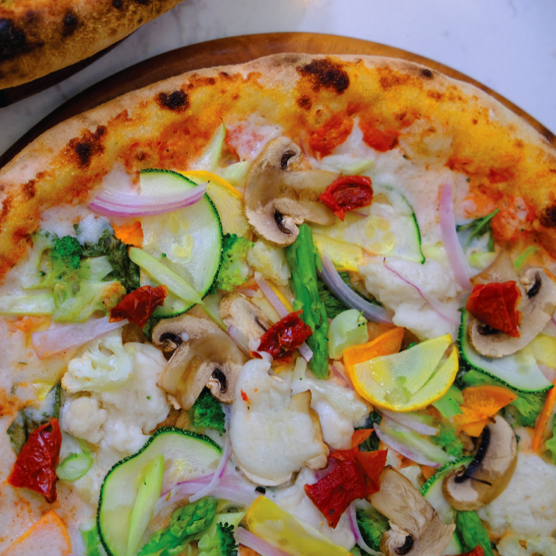 SOURDOUGH PIZZA VEGGIE DELIGHT (Half - 1/2)